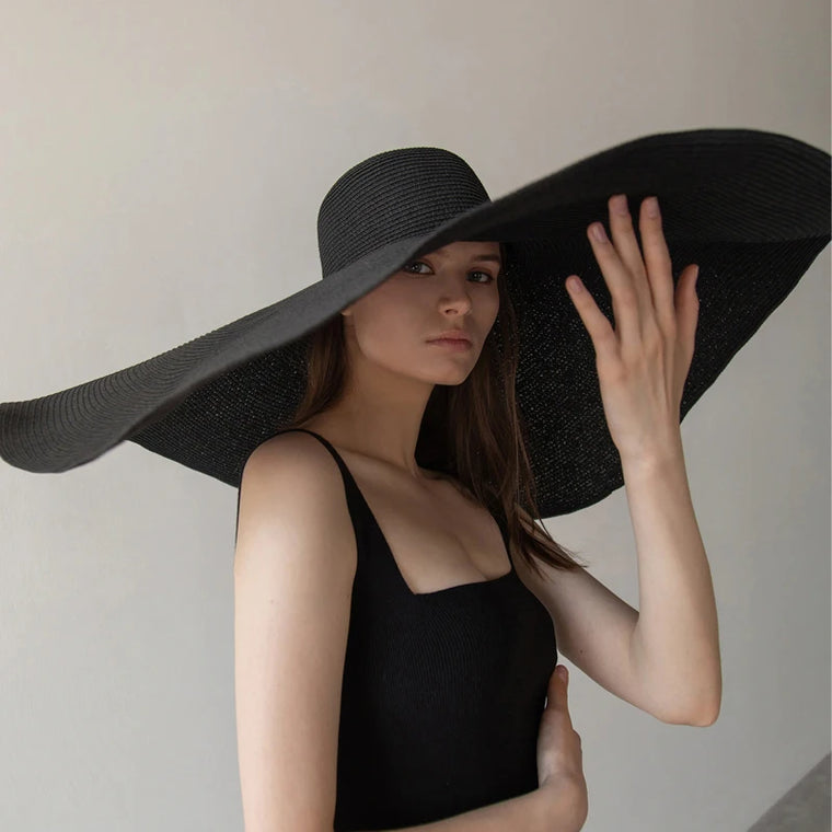 Oversized Foldable Straw Sun Hat