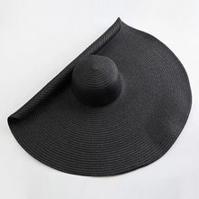 Oversized Foldable Straw Sun Hat